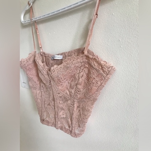 Gorgeous BNWOT ZARA cropped lace tank pink - Picture 5 of 8